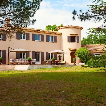 Du Domaine De La Tour Aix-en-Provence