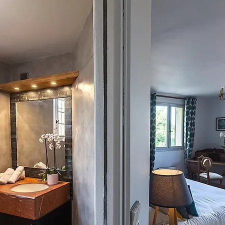 Du Domaine De La Tour Villa *