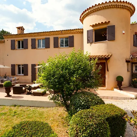 Du Domaine De La Tour Villa